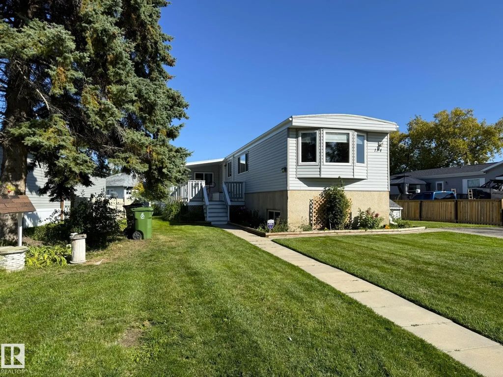 134 Willow Drive, Breton