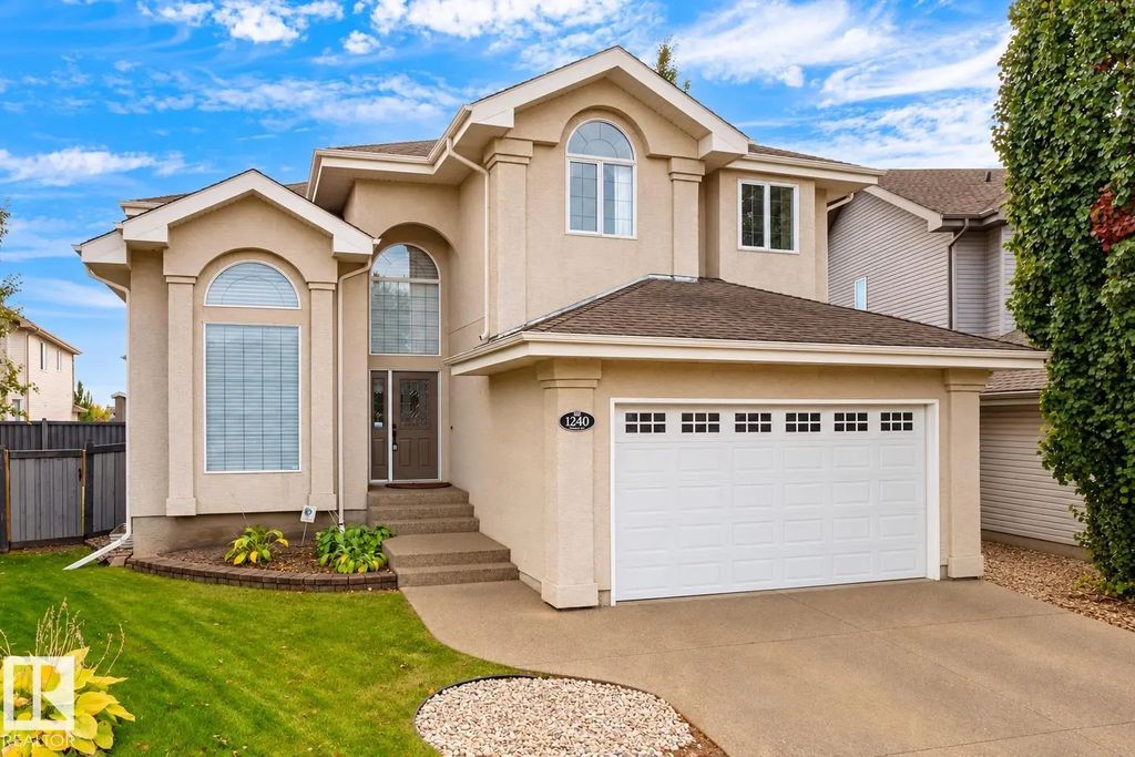 1240 Tredger Court, Edmonton