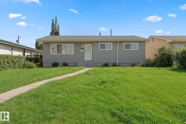 7823 136 Avenue Nw, Edmonton