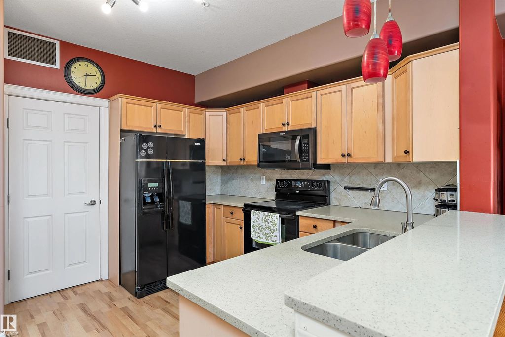 315 612 111 Street, Edmonton