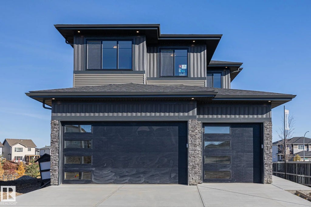 671 King Street, Spruce Grove