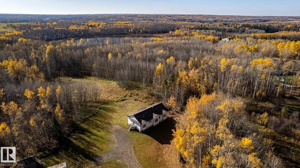 8 55220 Range Road 13, Rural Lac Ste. Anne County