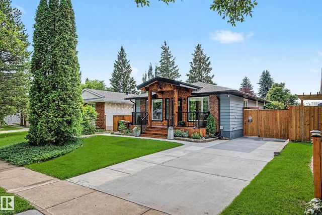 160 Mission Avenue, St. Albert