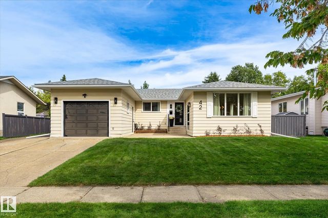 42 Alcott Crescent, St. Albert
