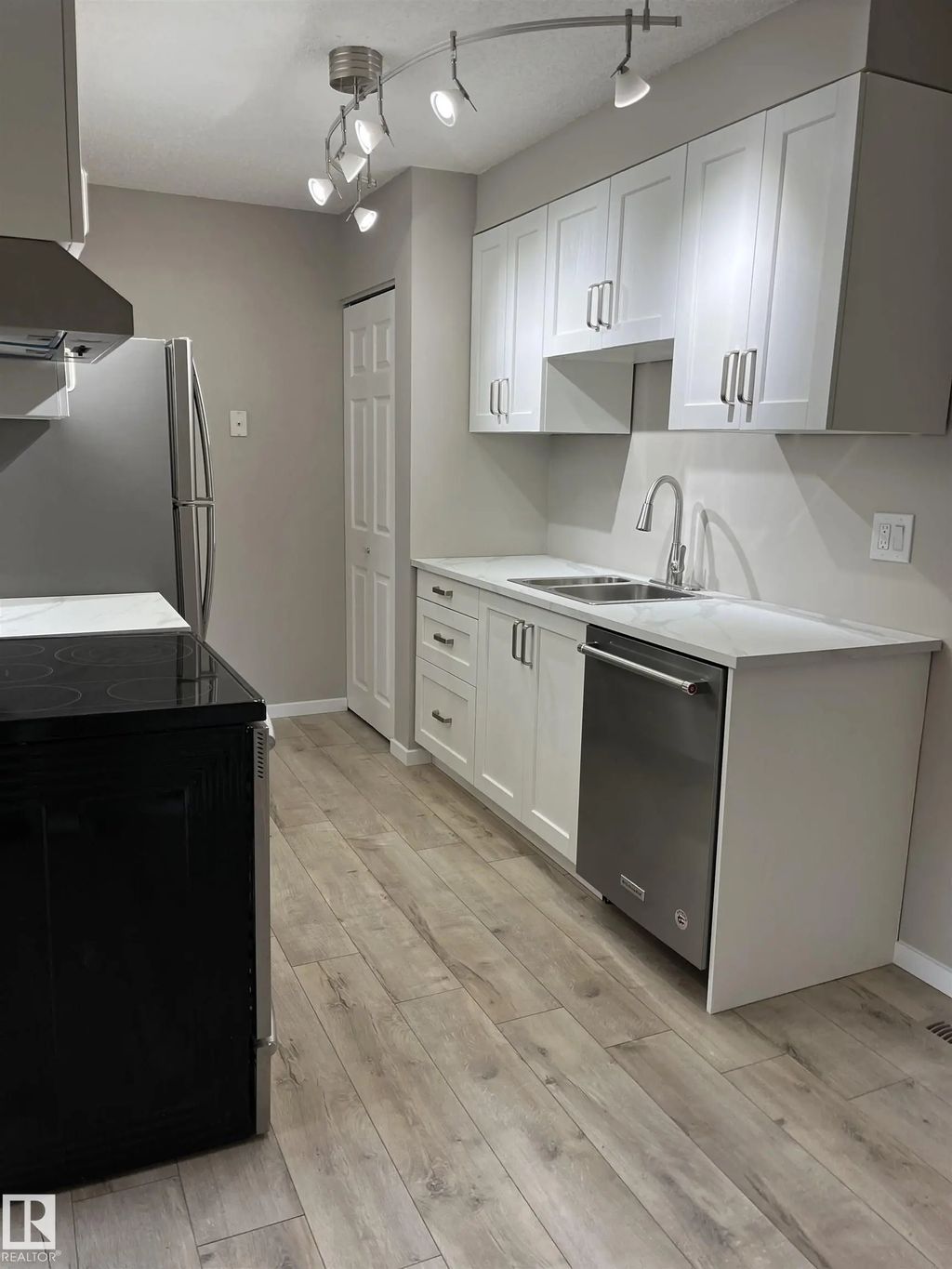 10 14130 80 Street, Edmonton