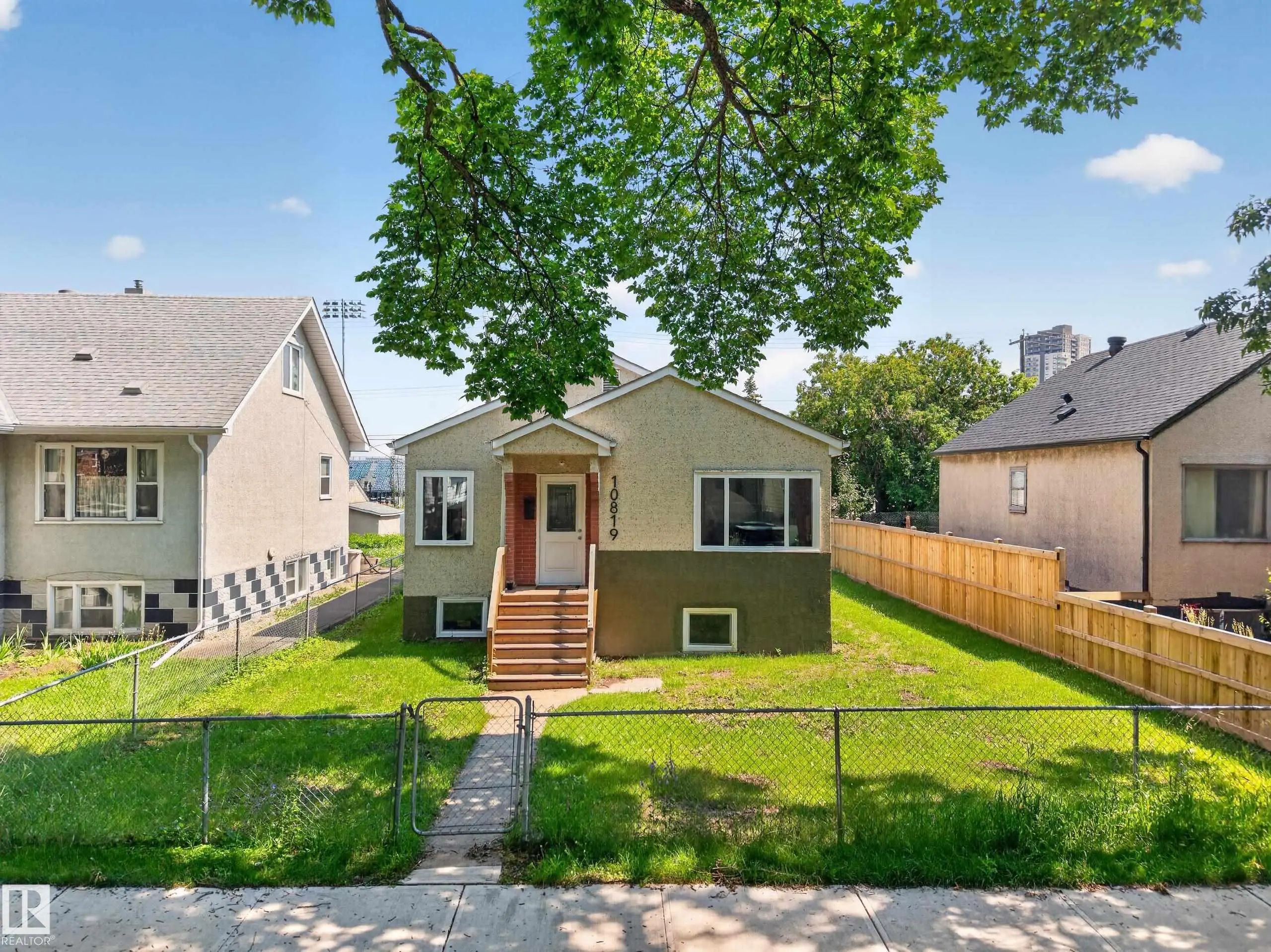 Edmonton Home for Sale: Single Family Listing in Mccauley