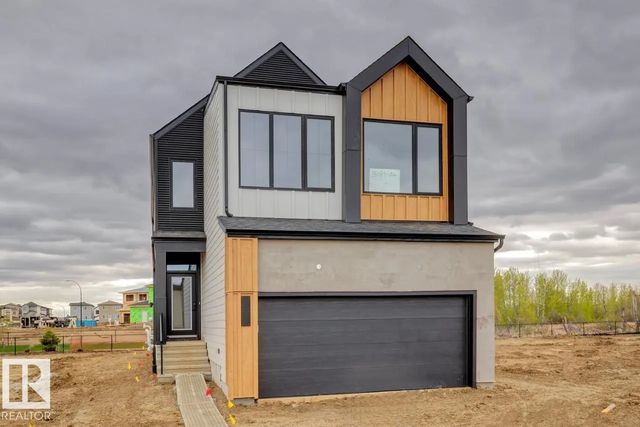 7351 Klapstein Crescent Sw, Edmonton