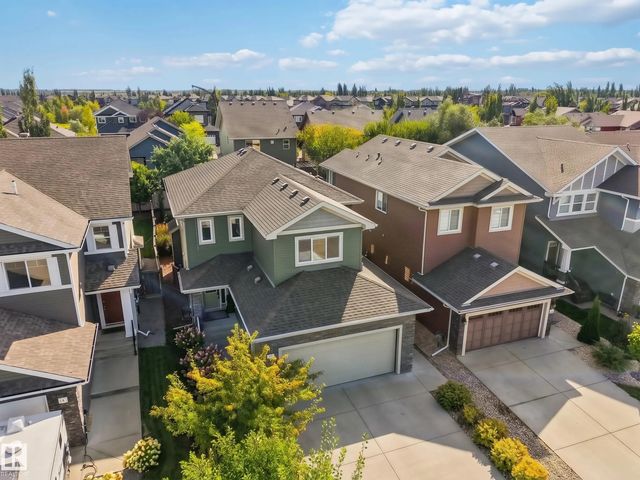 7 Etoile Cres, St. Albert