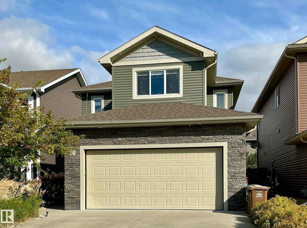 7 Etoile Cres, St. Albert