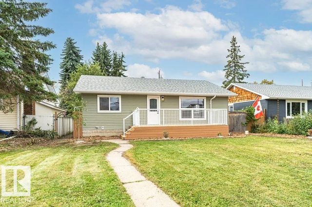 Single Family Property for Sale at 10624 40 Street Northwest, Edmonton: MLS®# E4508592