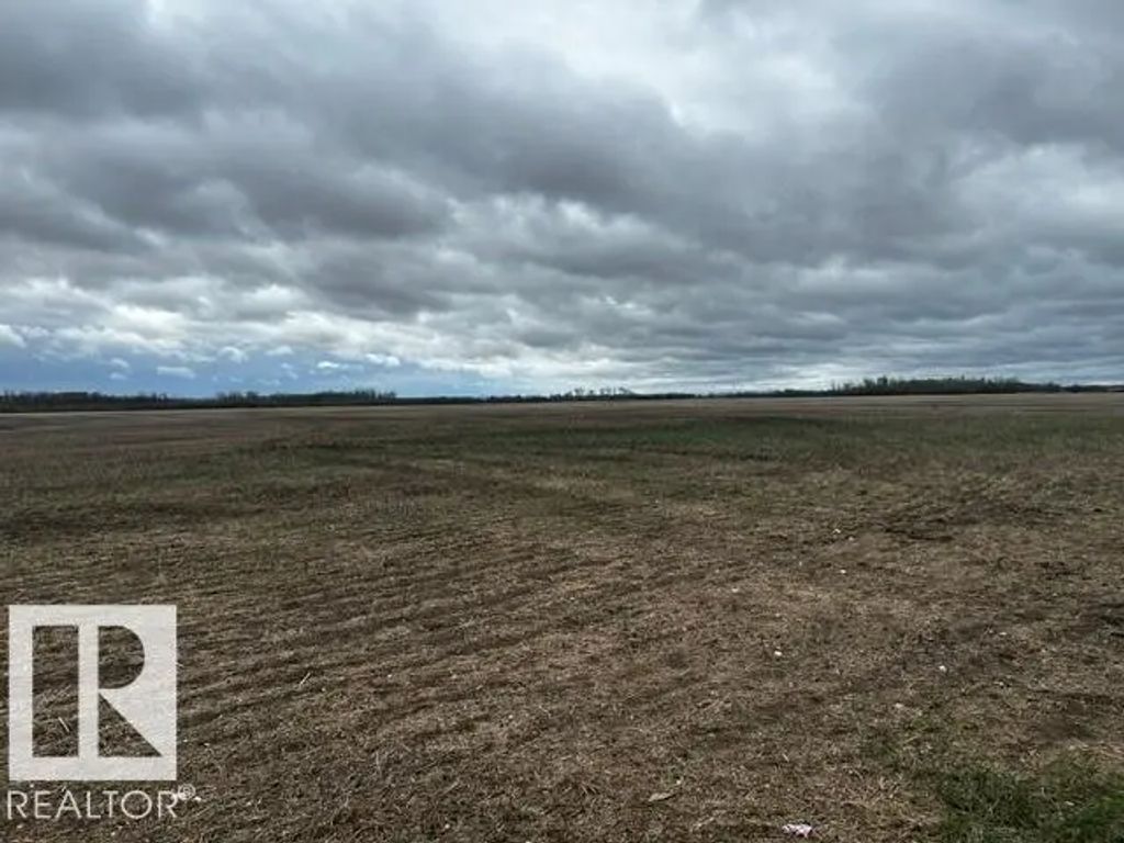 Lamont County Acres, Rural Lamont County