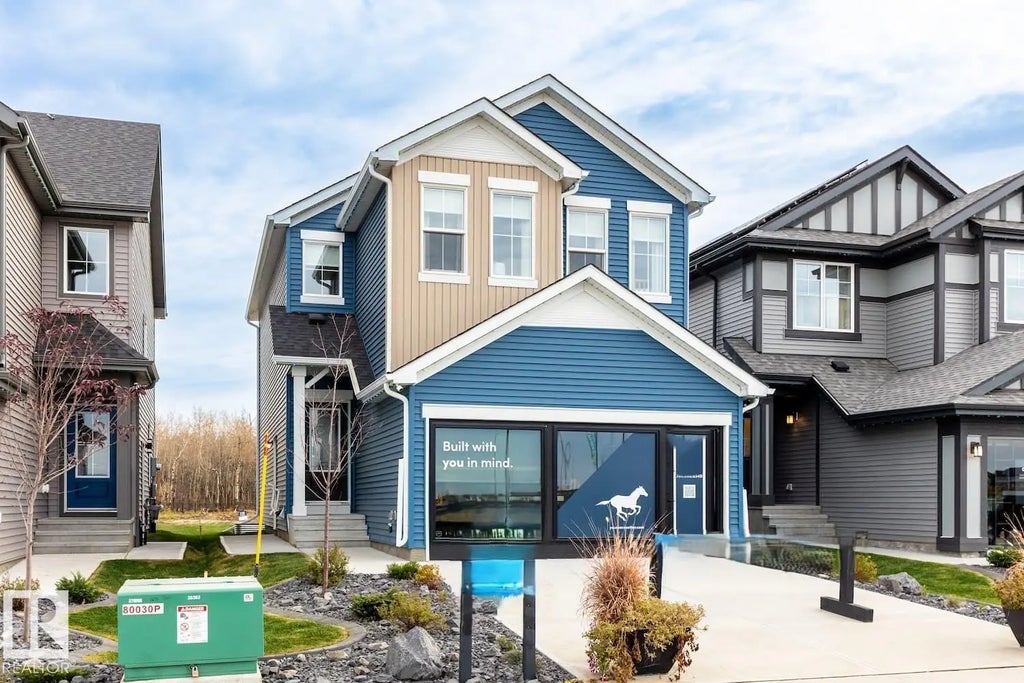 3245 Dixon Way, Edmonton