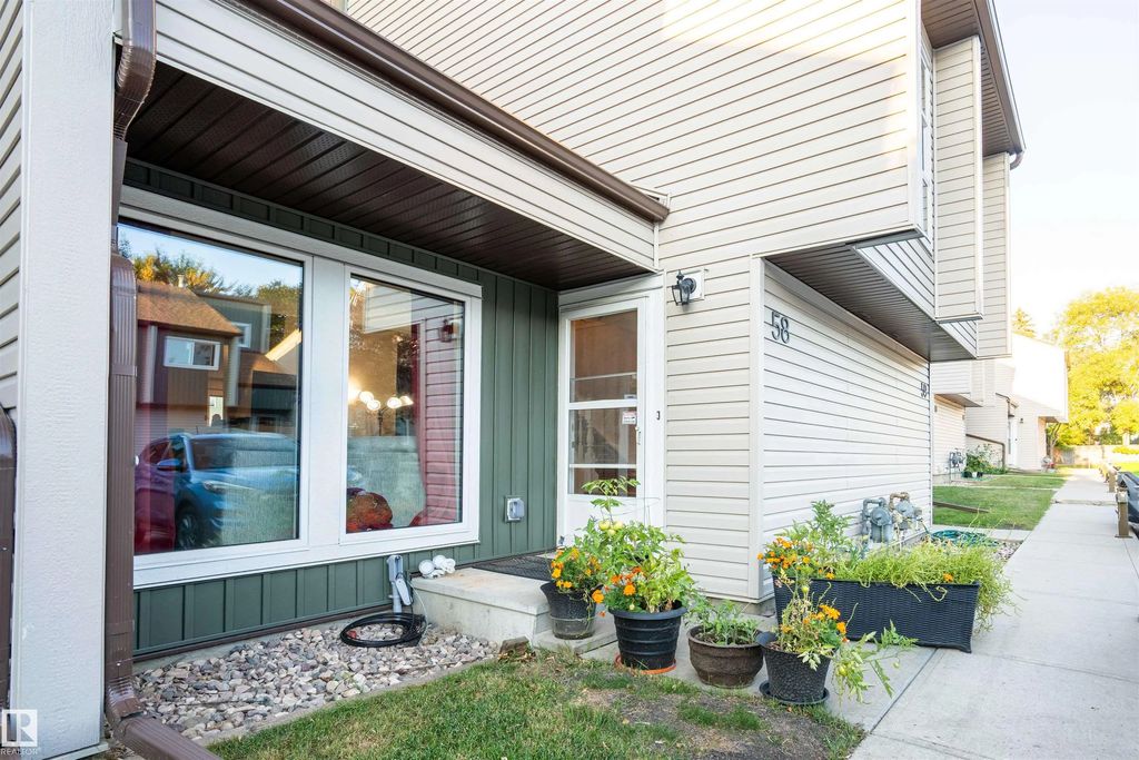 58 2020 105 Street, Edmonton