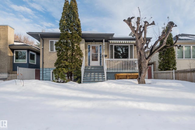 9347 90 Street Nw, Edmonton