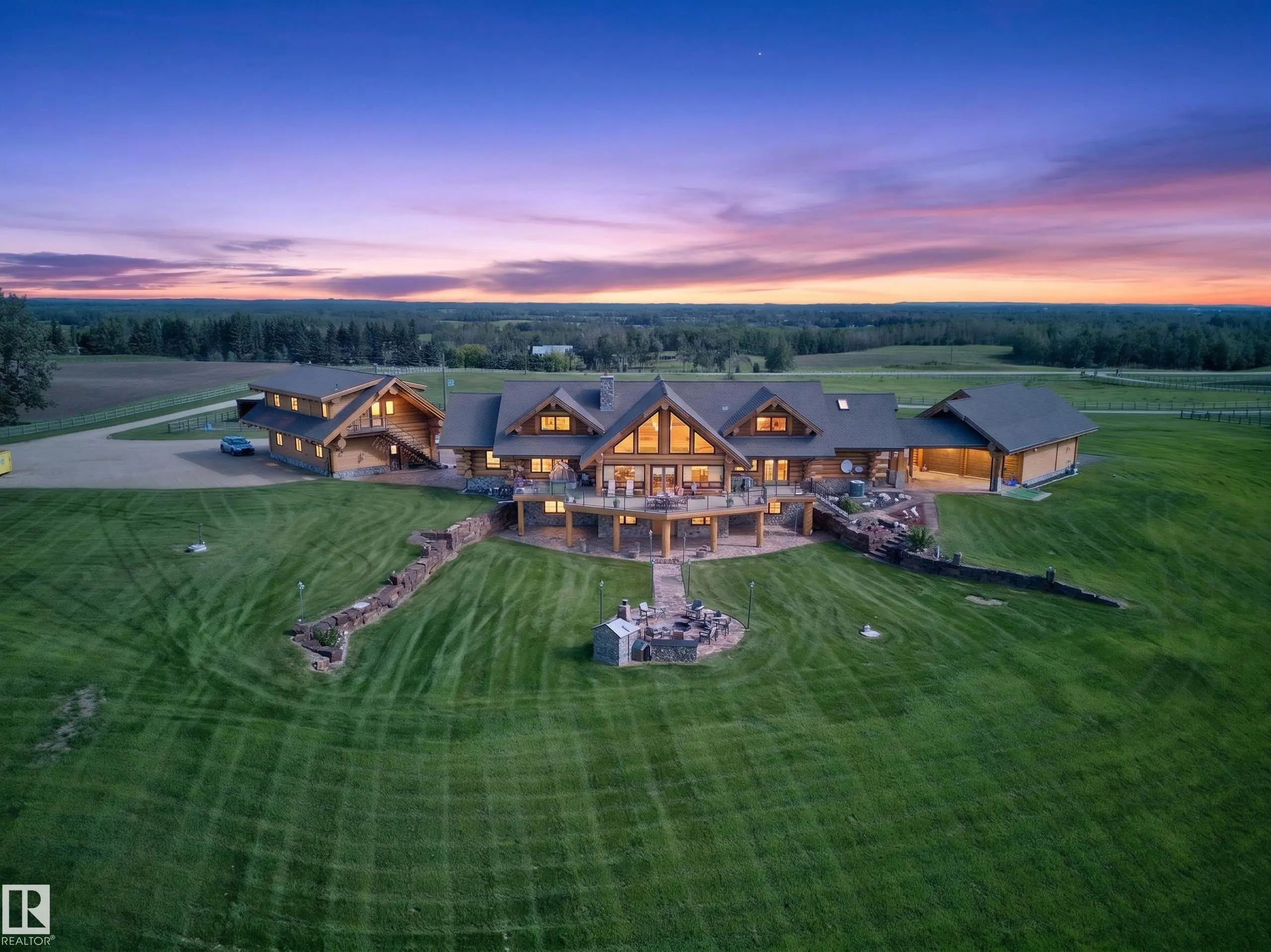 Photo for MLS®# E4504301 - home for sale at 1407 Twp Road 522, None, Rural Parkland County AB