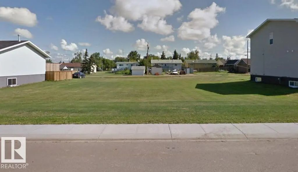 4916 47 Avenue, Chipman