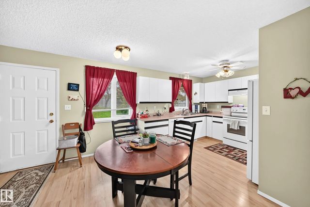 4319 27 Street Nw, Edmonton