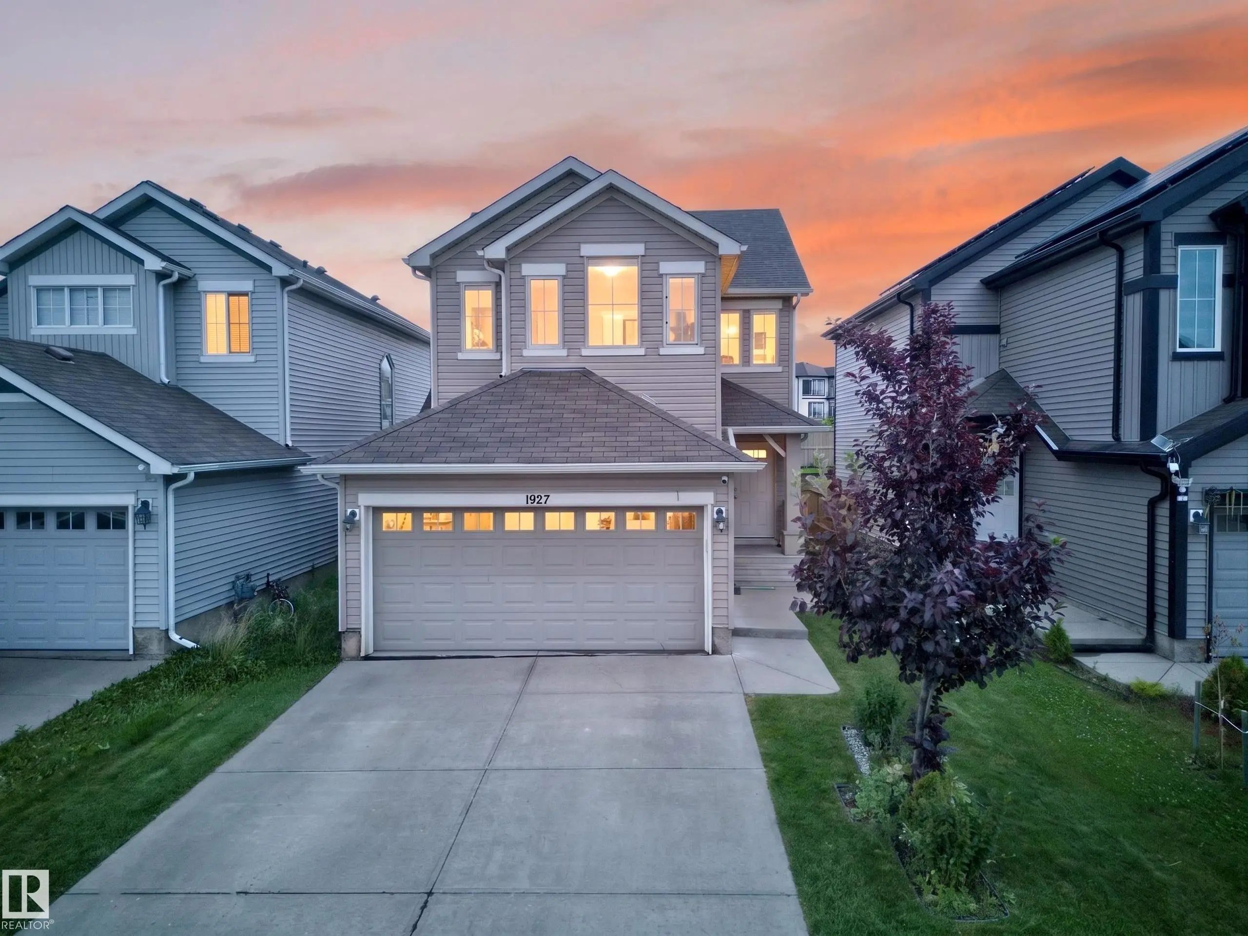 Edmonton Home for Sale: Single Family Listing in Walker