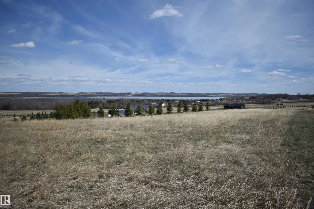 133 Bruhn Boulevard, Rural Ponoka County