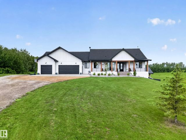155 22111 Twp Road 510, Rural Leduc County