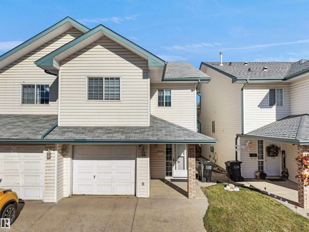 35 843 Youville Drive, Edmonton