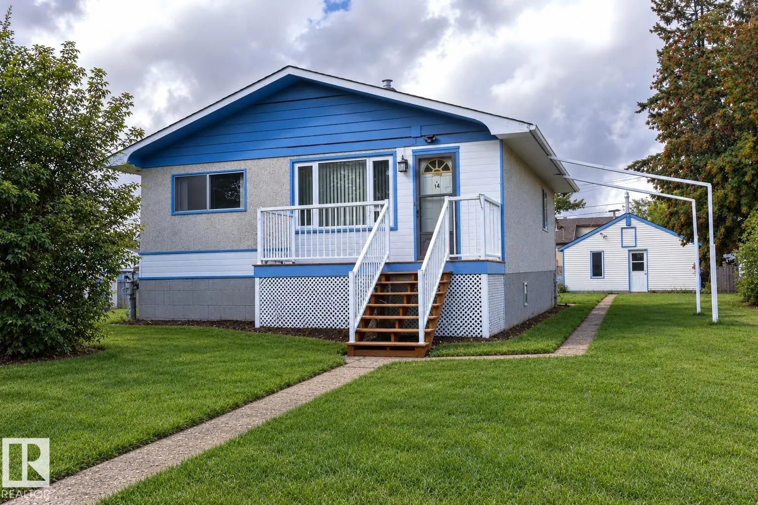 Real Estate Listing in Devon, Devon