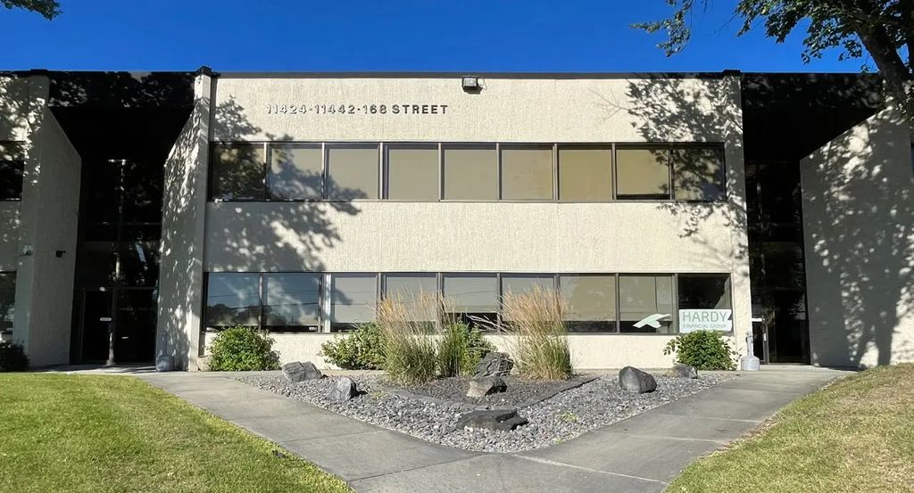 100 114 Ave Nw, Edmonton