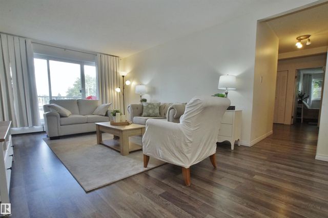 235 4404 122 Street Nw, Edmonton