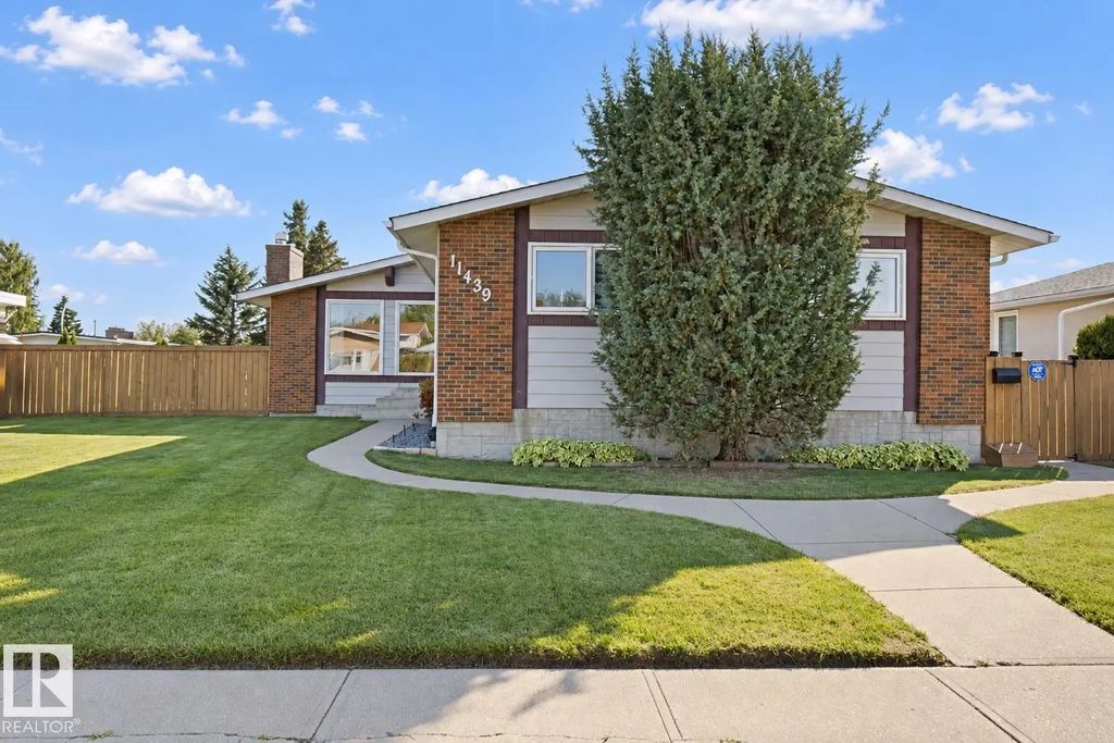 11439 144 Avenue, Edmonton