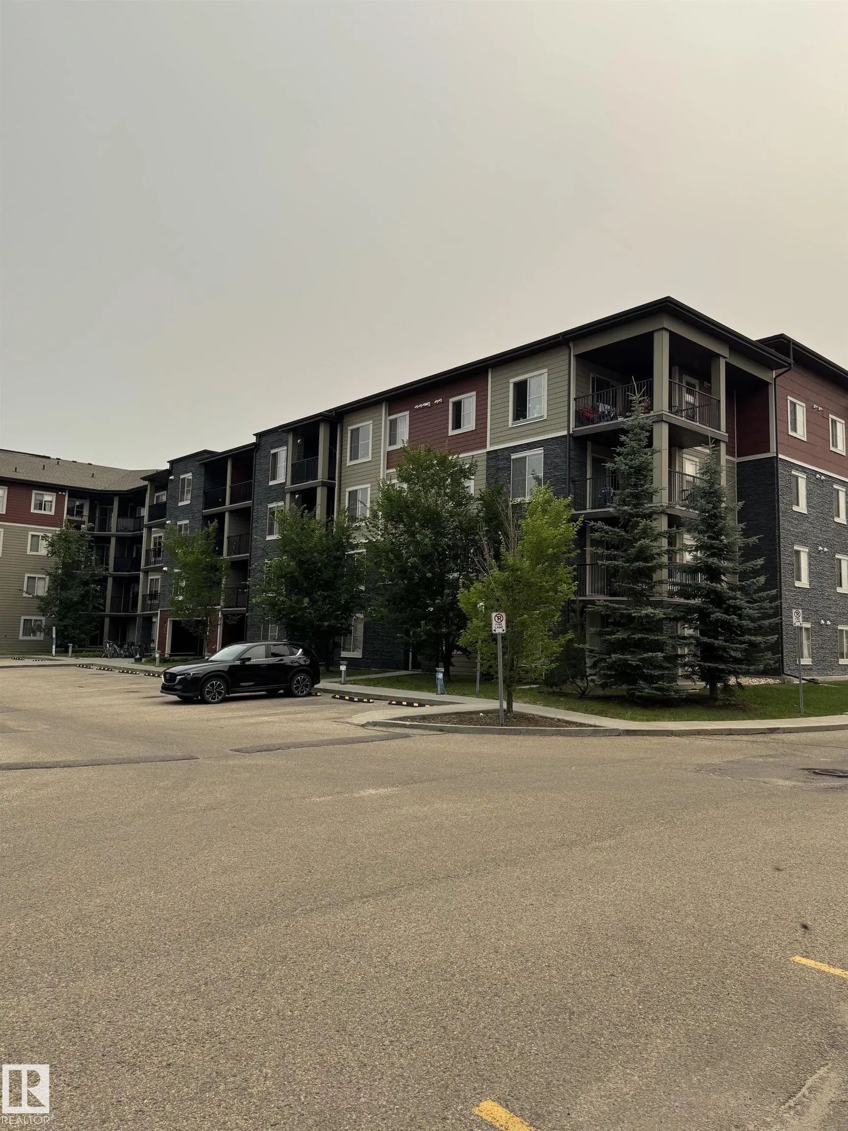 Home for Sale Located at 303 James Mowatt Trail Southwest, Edmonton, AB