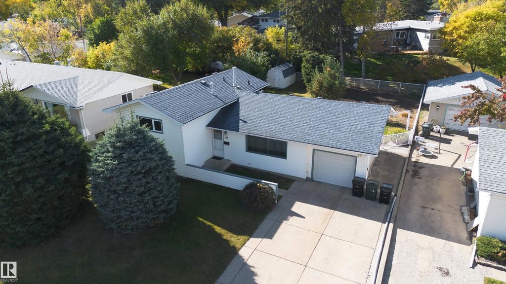99 Pine Street, Sherwood Park