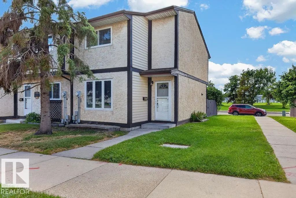 18072 93 Avenue, Edmonton
