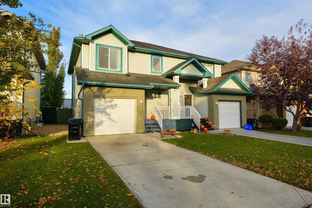 Home for Sale Located at 31 Ventura Street, Spruce Grove, AB