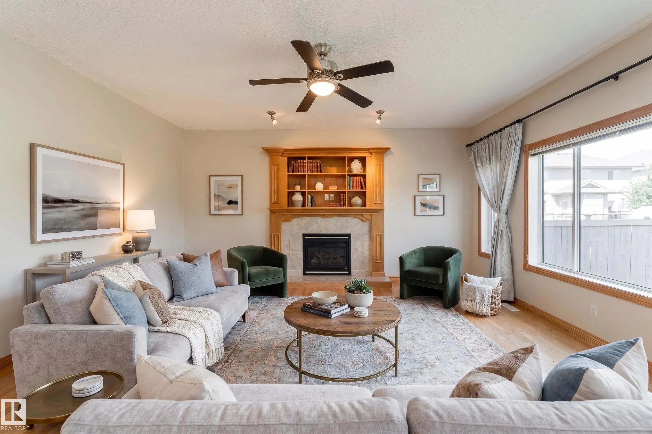 Photo for MLS®# E4507900 - home for sale at 10820 178 Avenue Northwest, Chambery, Edmonton AB