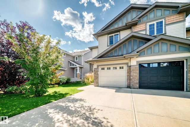 Photo for MLS®# E4507679 - home for sale at 26 Dickens Street, South Pointe, Fort Saskatchewan AB
