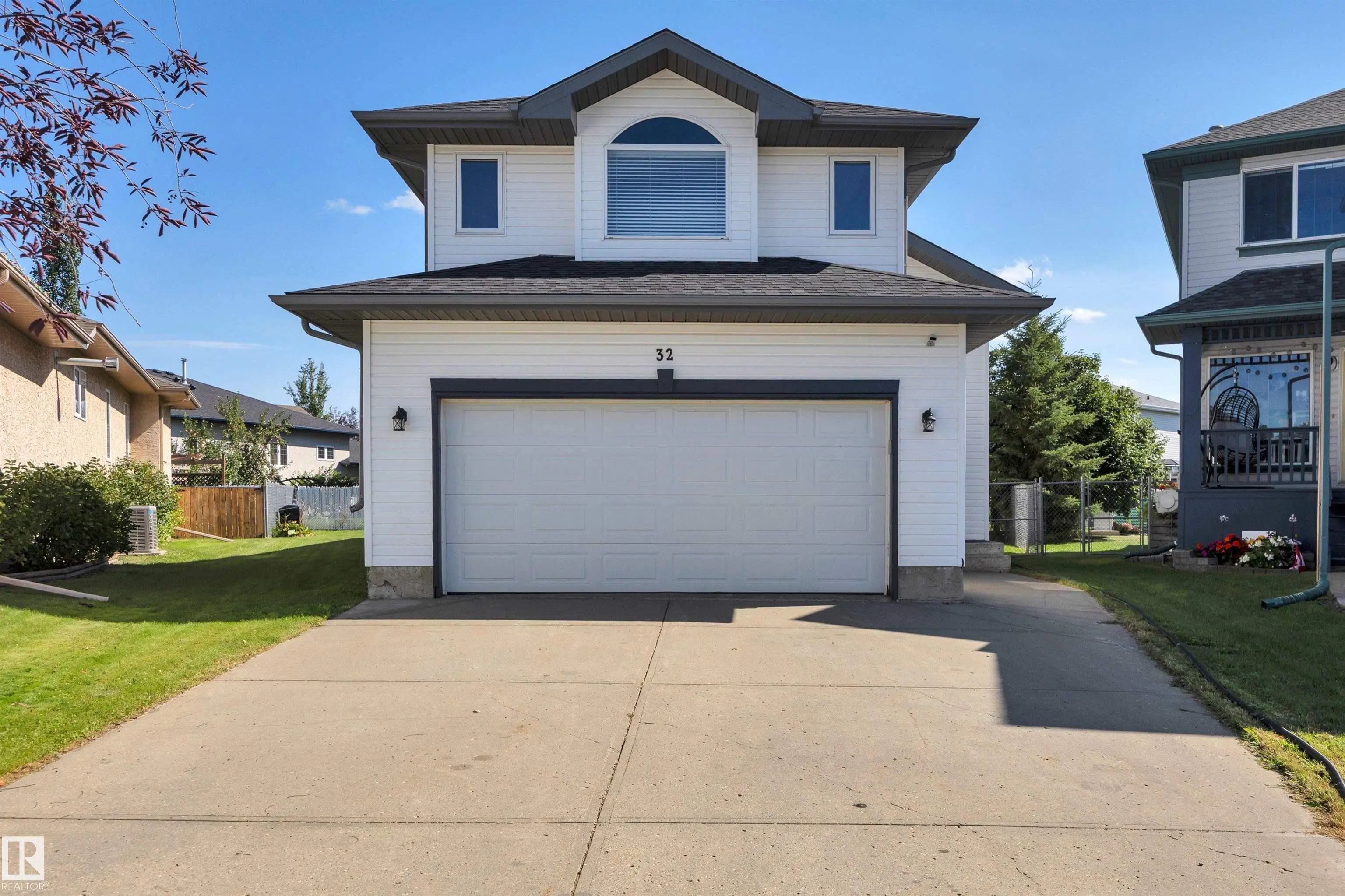 Leduc Home for Sale: Single Family Listing in Meadowview Park_LEDU