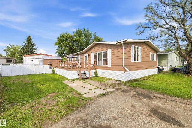 46 Maple Terrace Nw, Edmonton
