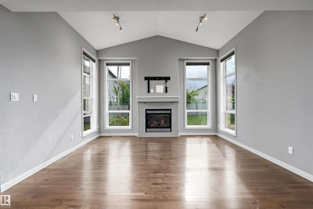 740 173 Street Sw, Edmonton