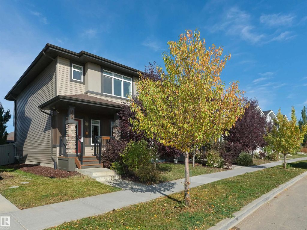 4074 Chappelle Green, Edmonton