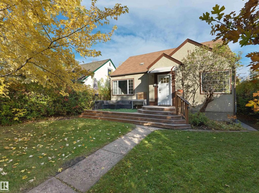 11142 71 Avenue, Edmonton