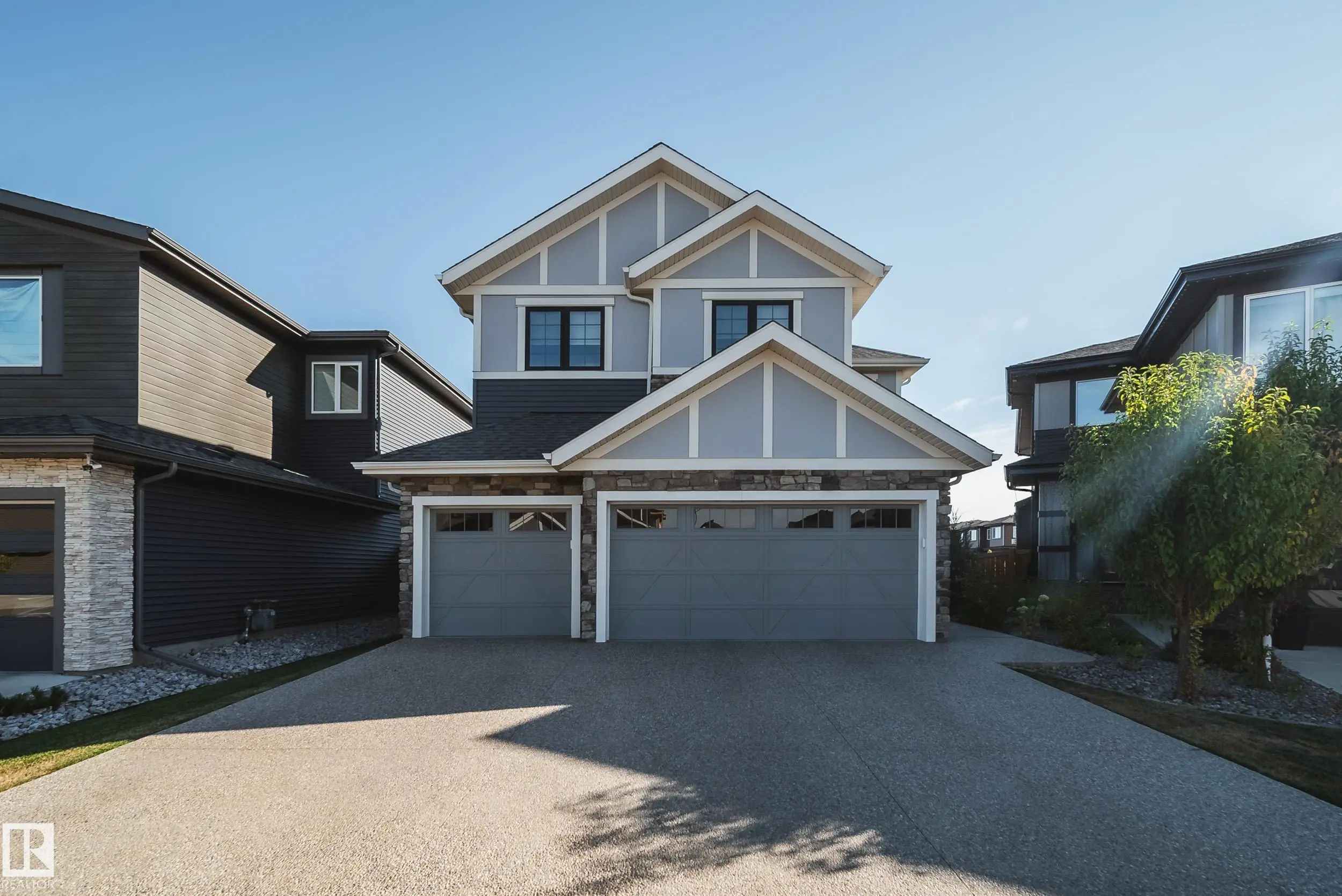 6843 Knox Loop, Edmonton
