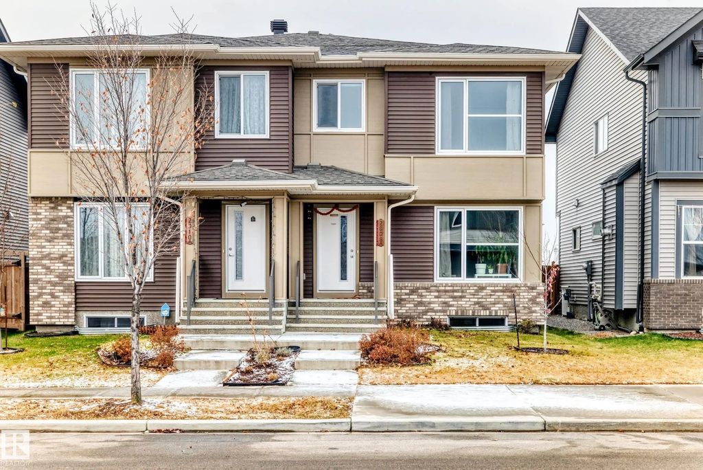 2008 Cavanagh Drive, Edmonton