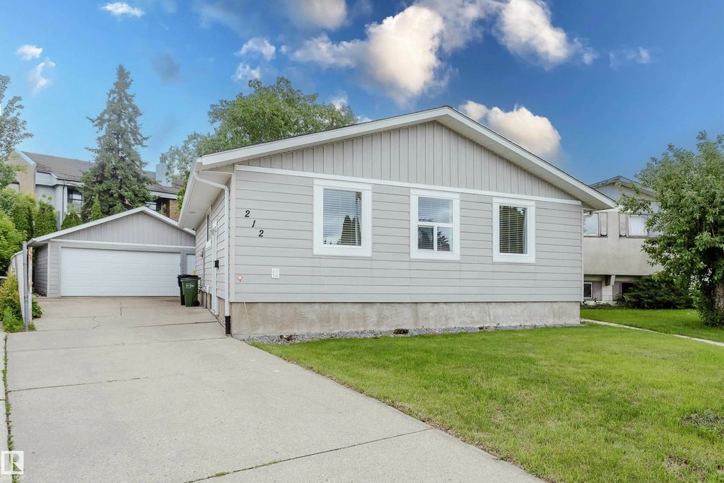 212 Homestead Crescent, Edmonton
