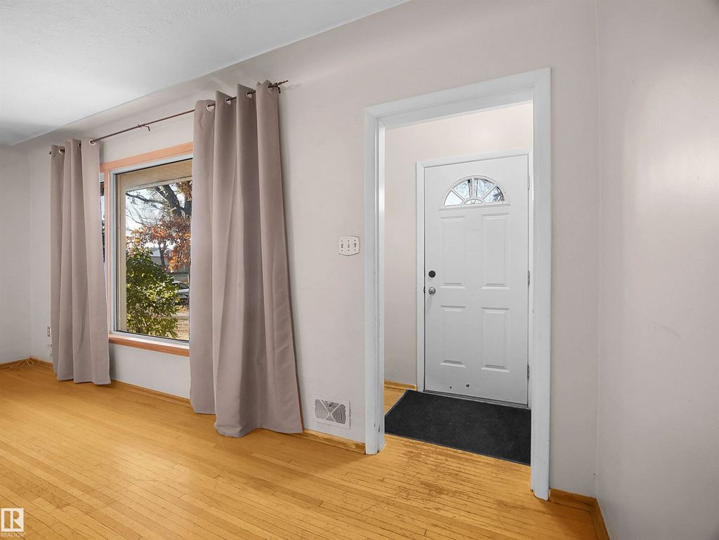 Aa 96 $300000 | Delton Detached Single Family for Sale at 12407 96 Street Nw ...