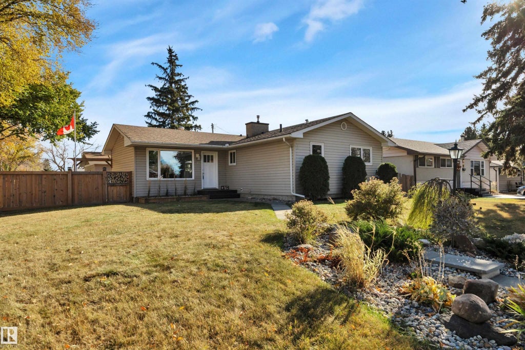 4 Sunset Boulevard, St. Albert