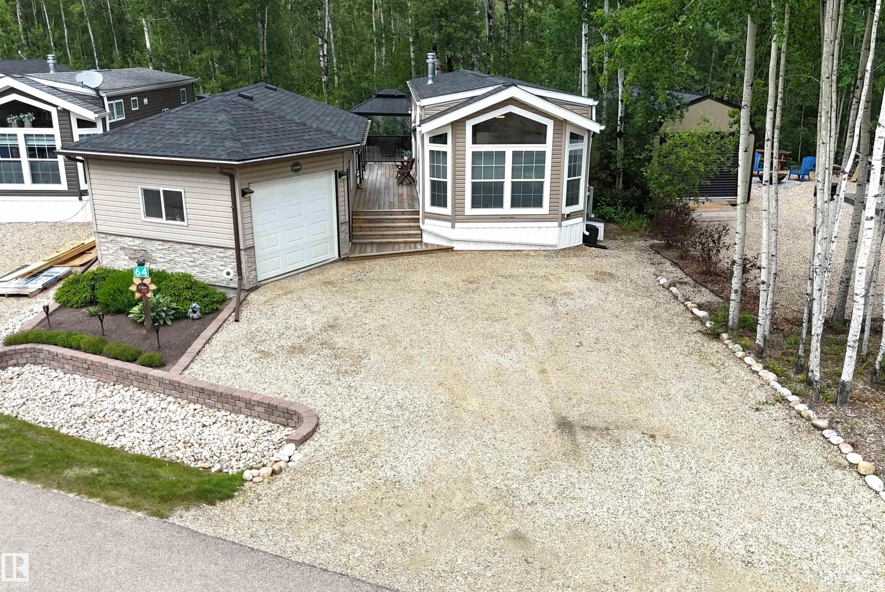 Home for Sale Located at 64 53206 Rge Road 55 A, Rural Parkland County, AB