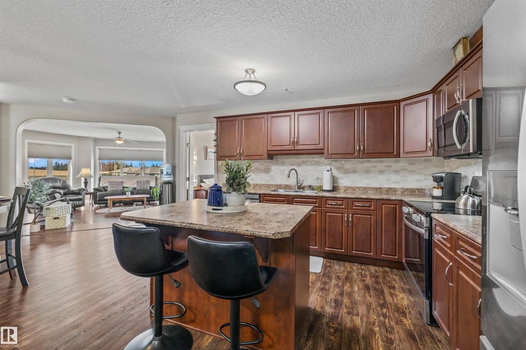 332 99 Westerra Manor, Stony Plain