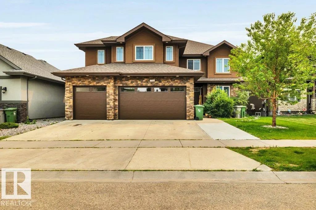 Single Family Home for Sale in Beaumont, AB