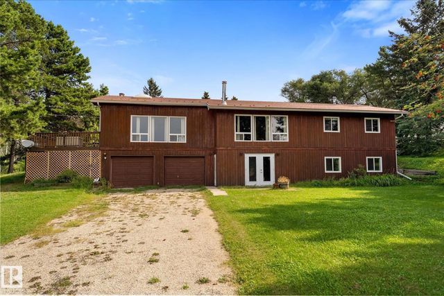Photo for MLS®# E4507885 - home for sale at 27 52520 Rge Road 21, Sundown Estates, Rural Parkland County AB