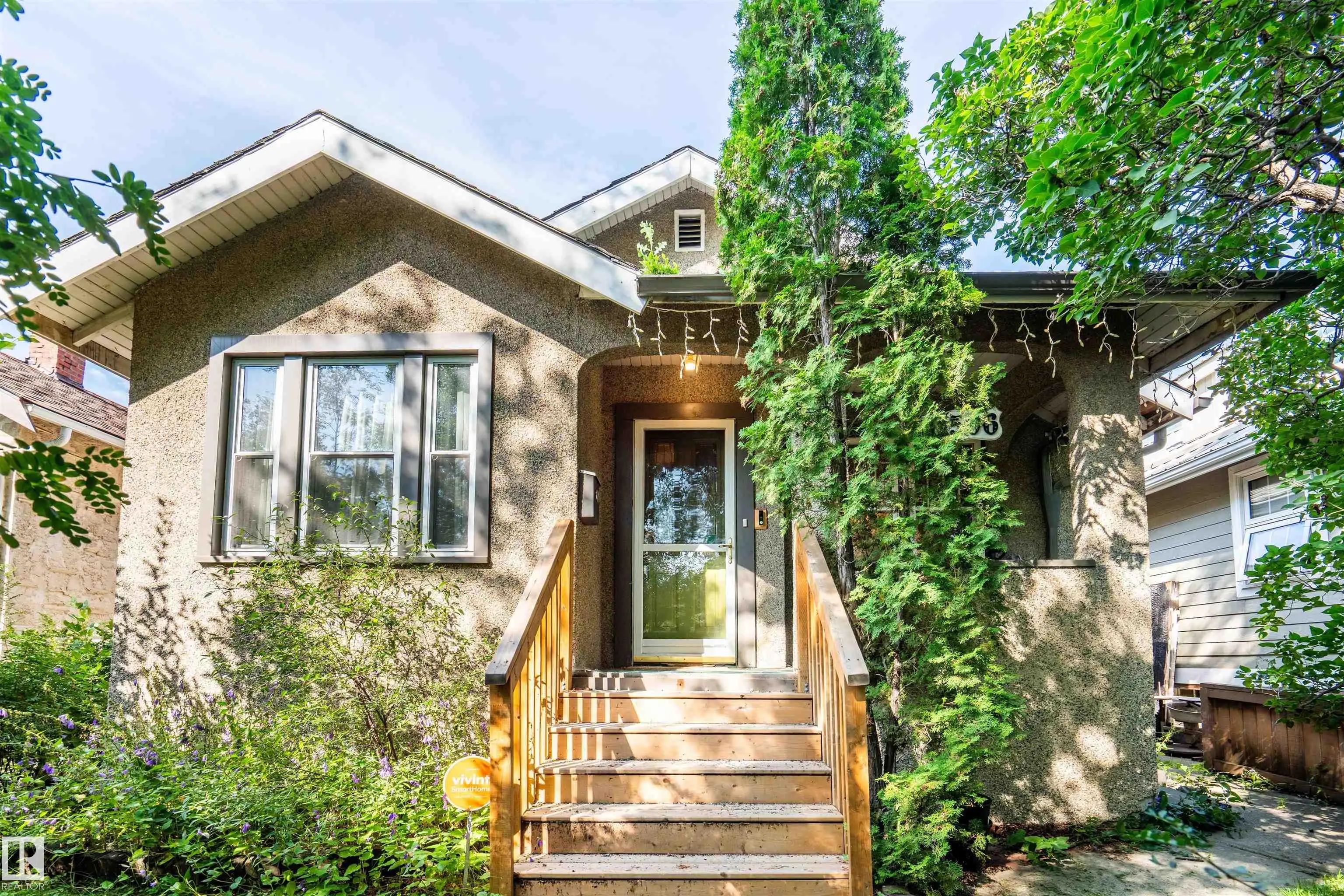 Single Family Property for Sale at 11506 94 Street Northwest, Edmonton: MLS®# E4504990